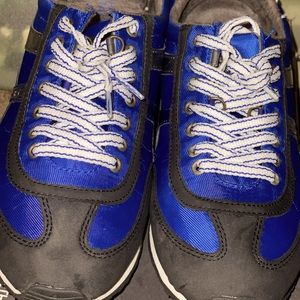 KENNETH COLE REACTION SNEAKERS